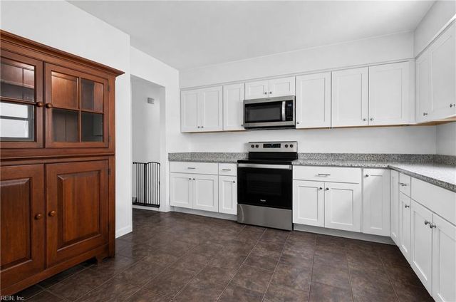 997 Culver LN, Virginia Beach, VA 23454
