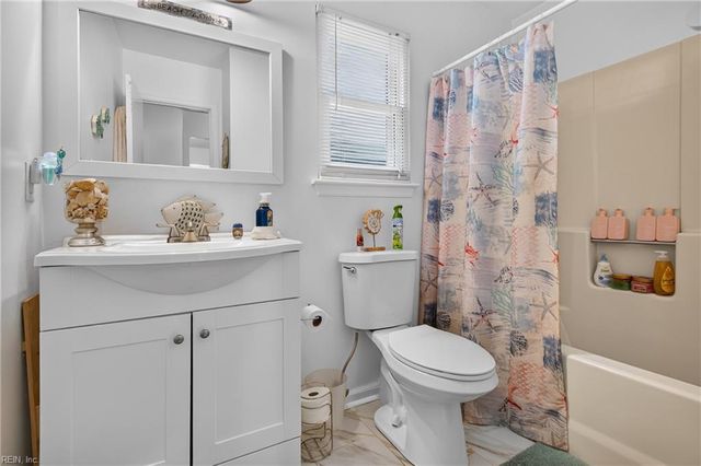 997 Culver LN, Virginia Beach, VA 23454