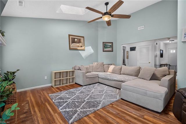 997 Culver LN, Virginia Beach, VA 23454