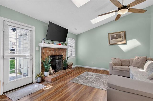 997 Culver LN, Virginia Beach, VA 23454