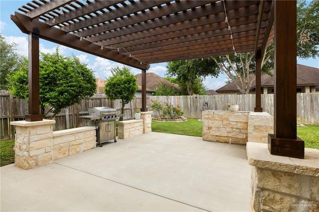 717 N Park Place Drive, Weslaco, TX 78599