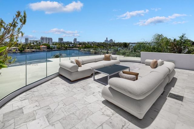 503 E Dilido Drive, Miami Beach, FL 33139