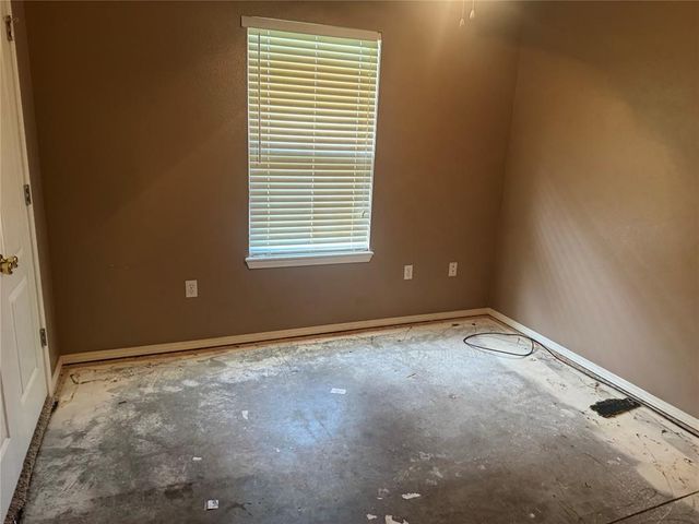 414 E Kirk Street, Perkins, OK 74059