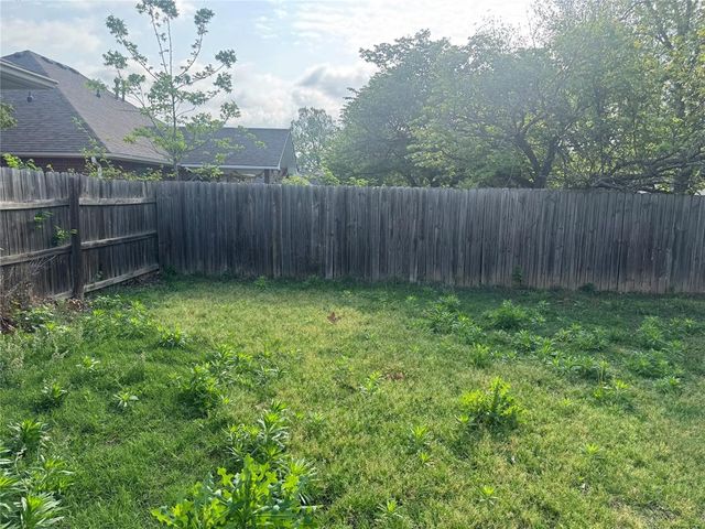 414 E Kirk Street, Perkins, OK 74059