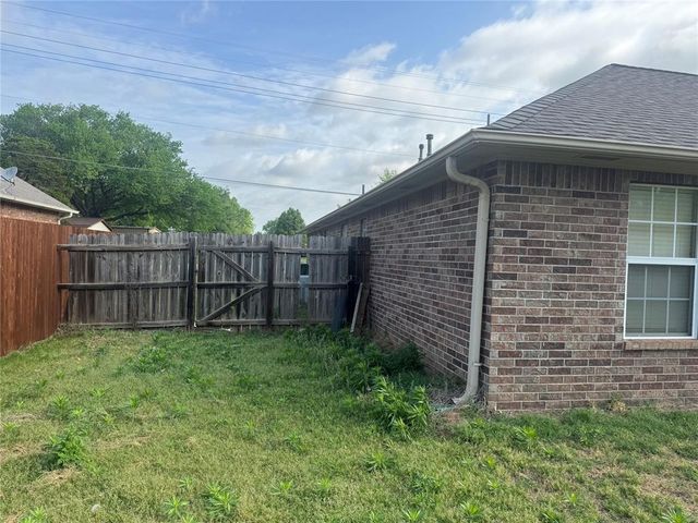 414 E Kirk Street, Perkins, OK 74059