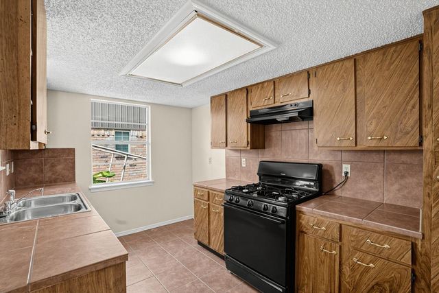 1114 Memorial Glen Drive, Humble, TX 77338