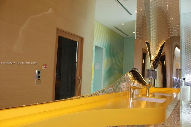 501 NE 31st St 2705, Miami, FL 33137