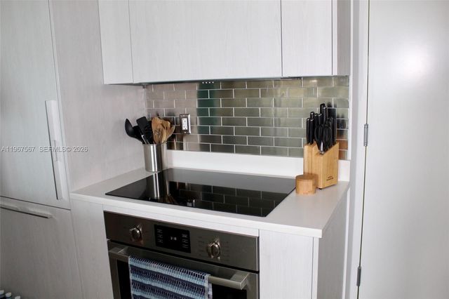 501 NE 31st St 2705, Miami, FL 33137