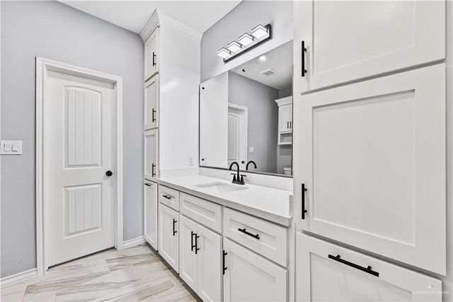 331 Barcelona Drive, Donna, TX 78537