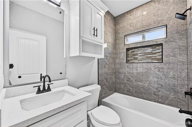 331 Barcelona Drive, Donna, TX 78537