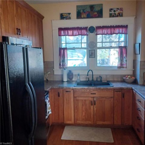 609 Joyner Street, Greensboro, NC 27403