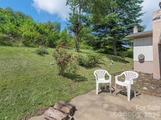 46 Trevor Court, Clyde, NC 28721