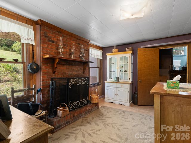 46 Trevor Court, Clyde, NC 28721