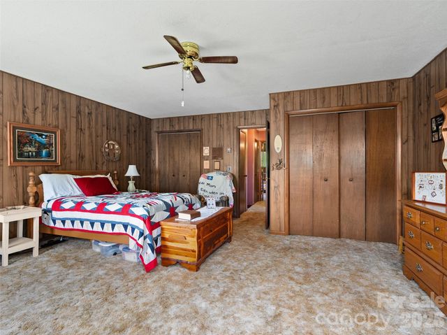 46 Trevor Court, Clyde, NC 28721