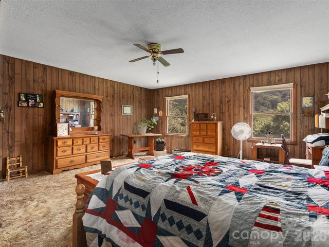 46 Trevor Court, Clyde, NC 28721