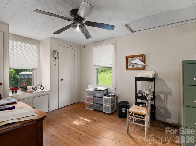 46 Trevor Court, Clyde, NC 28721