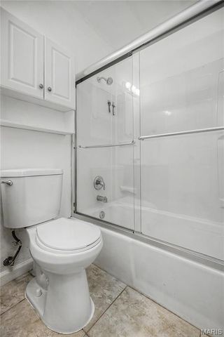 3080 Shackelford Road, Florissant, MO 63031