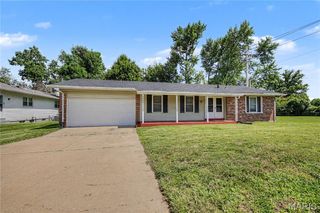 3080 Shackelford Road, Florissant, MO 63031