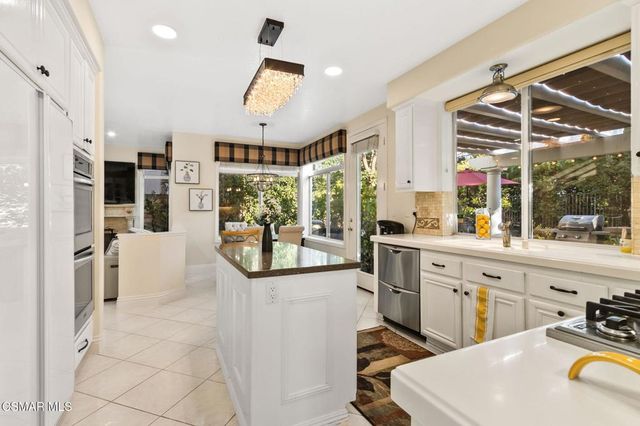 15606 Harte Lane, Moorpark, CA 93021