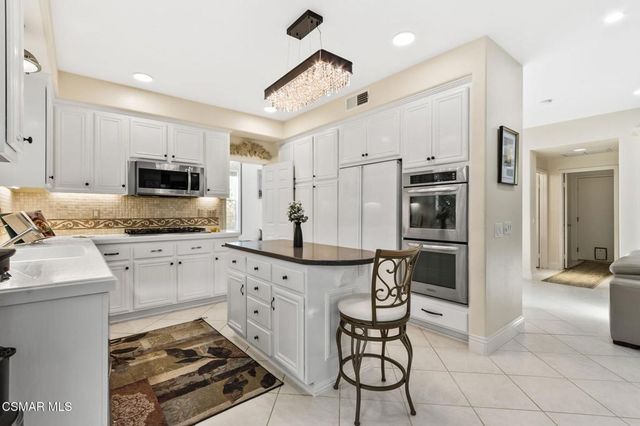 15606 Harte Lane, Moorpark, CA 93021