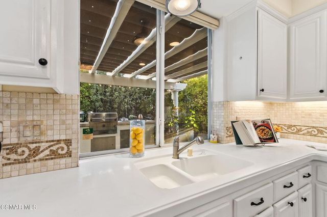 15606 Harte Lane, Moorpark, CA 93021