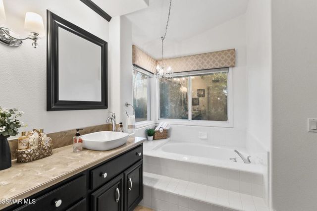 15606 Harte Lane, Moorpark, CA 93021