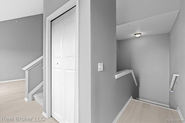 1546 Devon Lane, Troy, MI 48084