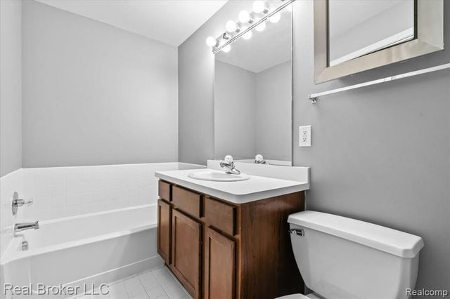 1546 Devon Lane, Troy, MI 48084