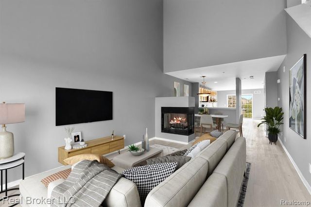 1546 Devon Lane, Troy, MI 48084