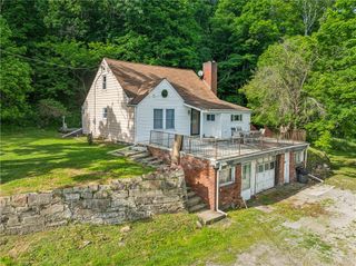 106 Shady Ln, Independence, PA 15001