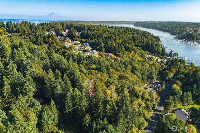 9011 Dana Drive NW, Gig Harbor, WA 98332