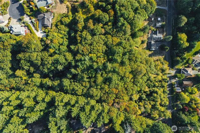 9011 Dana Drive NW, Gig Harbor, WA 98332