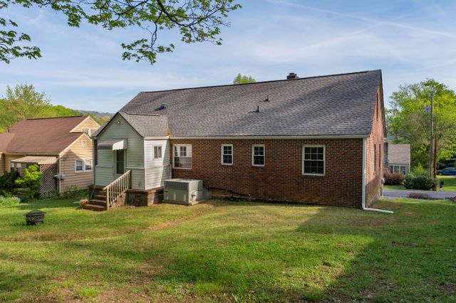 110 Forsythe Street, Chattanooga, TN 37415