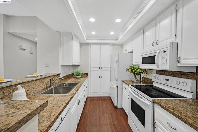 39921 Parada St A, Newark, CA 94560