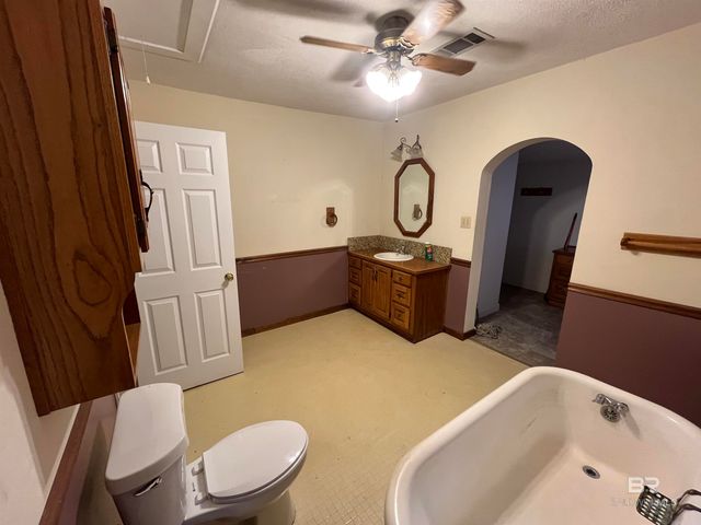 2651 Jay Road, Brewton, AL 36426