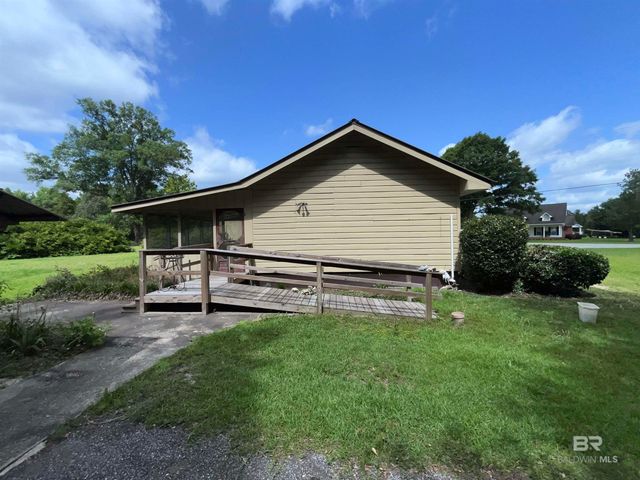 2651 Jay Road, Brewton, AL 36426