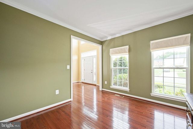 9426 RESERVOIR RD, Fredericksburg, VA 22407