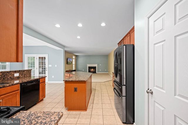 9426 RESERVOIR RD, Fredericksburg, VA 22407