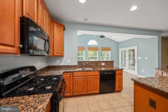 9426 RESERVOIR RD, Fredericksburg, VA 22407