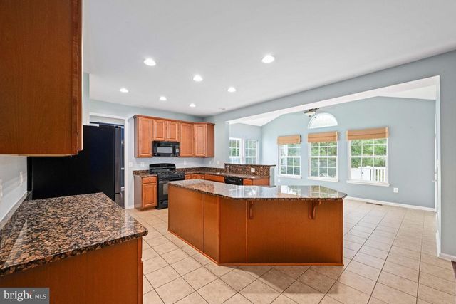 9426 RESERVOIR RD, Fredericksburg, VA 22407