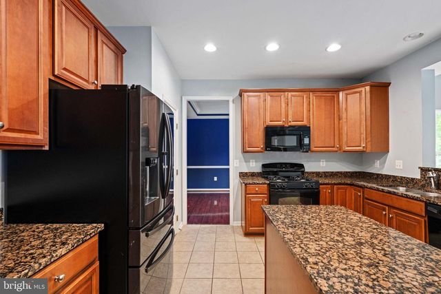 9426 RESERVOIR RD, Fredericksburg, VA 22407