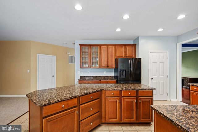 9426 RESERVOIR RD, Fredericksburg, VA 22407