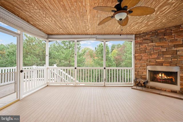 9426 RESERVOIR RD, Fredericksburg, VA 22407