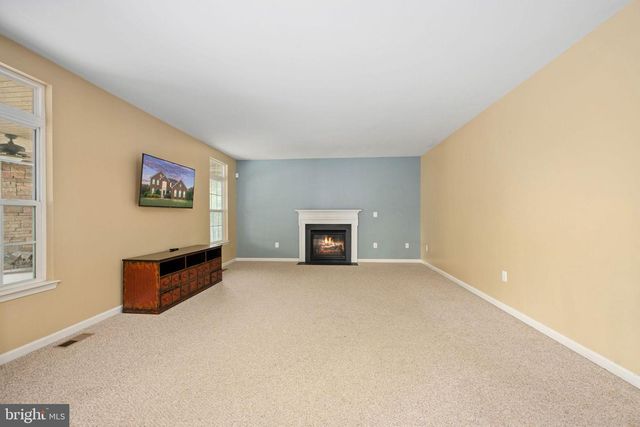 9426 RESERVOIR RD, Fredericksburg, VA 22407