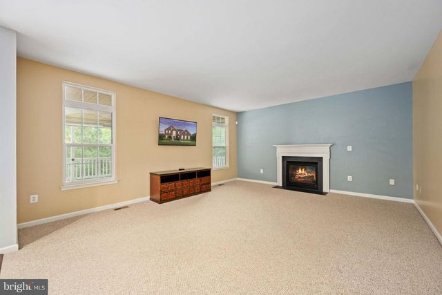 9426 RESERVOIR RD, Fredericksburg, VA 22407