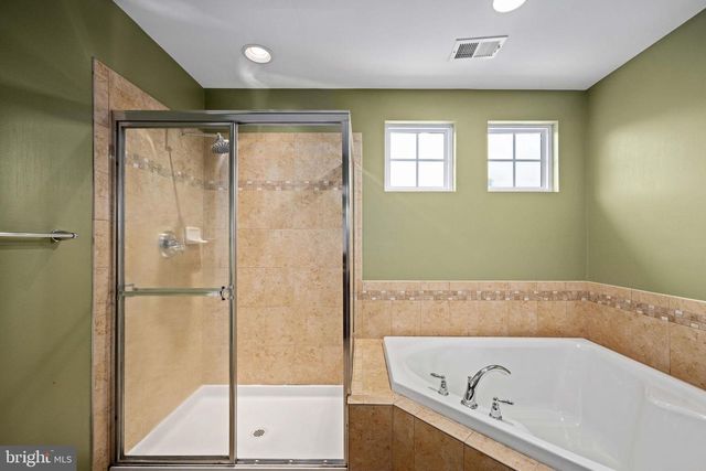 9426 RESERVOIR RD, Fredericksburg, VA 22407