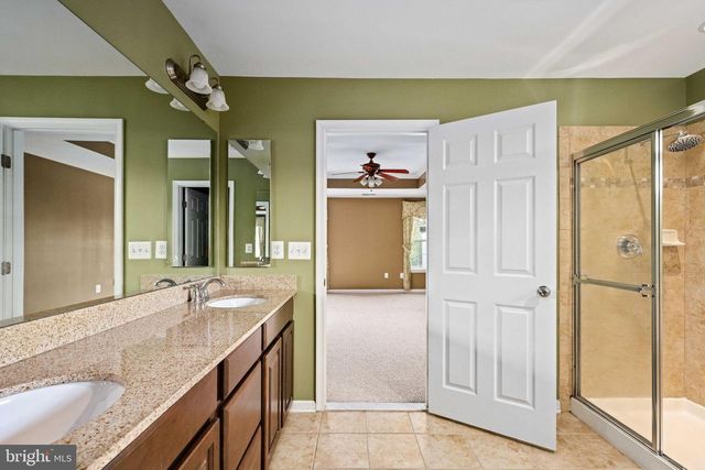 9426 RESERVOIR RD, Fredericksburg, VA 22407