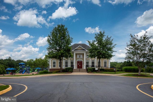 9426 RESERVOIR RD, Fredericksburg, VA 22407