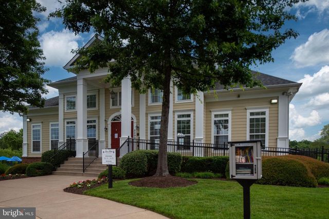 9426 RESERVOIR RD, Fredericksburg, VA 22407