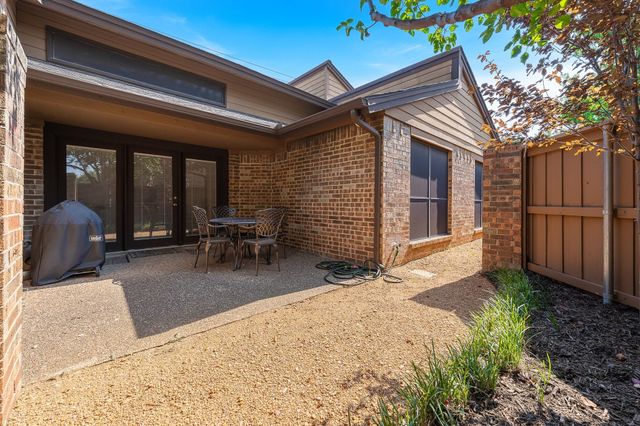 3315 Water Oak Court, Farmers Branch, TX 75234